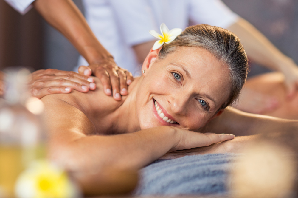 woman-getting-oil-massage-at-spa.jpg